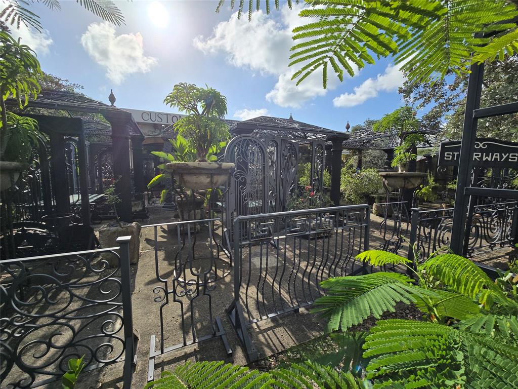 Awesome Commercial opportunity